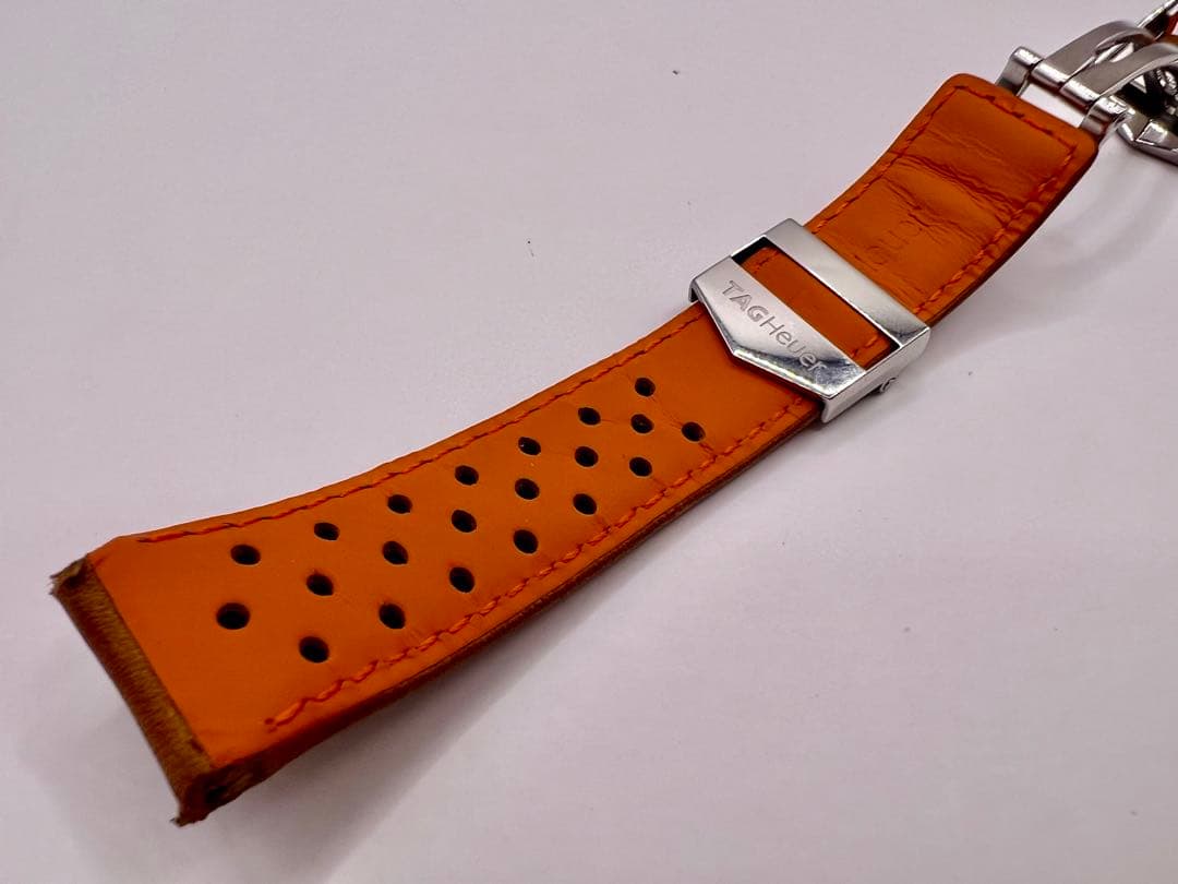 訳アリ　タグ・ホイヤー カレラ 20mm ブラウンレザー パンチング　ストラップ