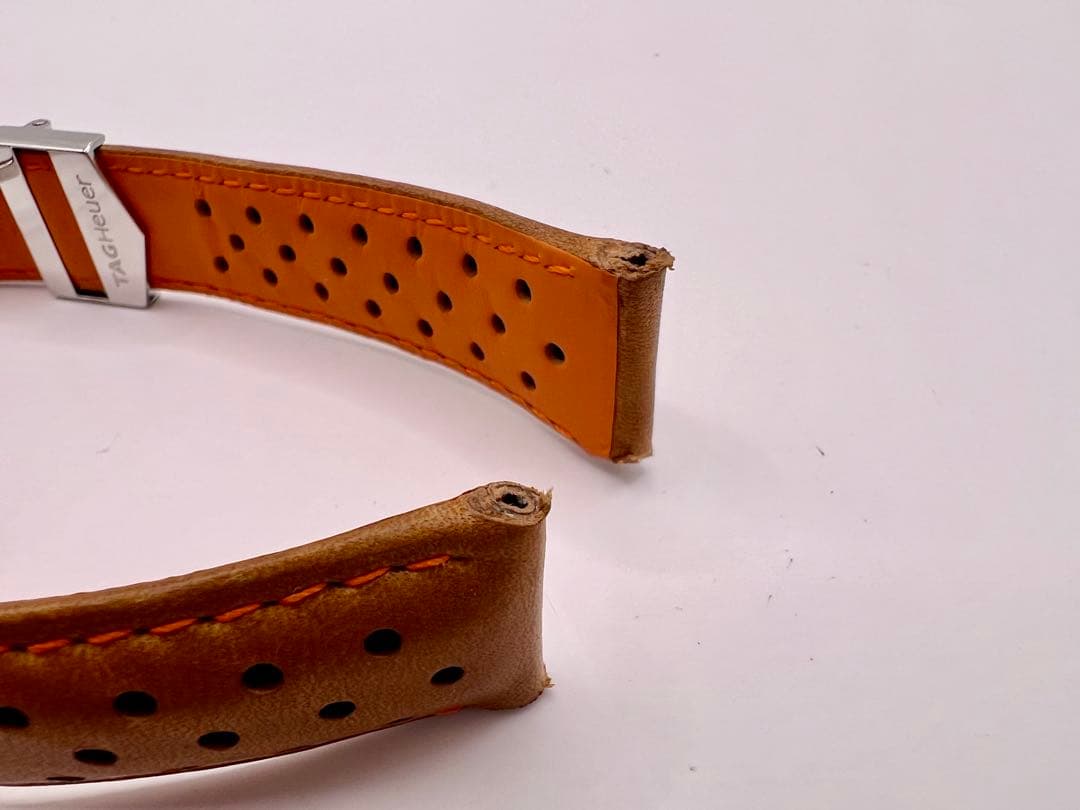 訳アリ　タグ・ホイヤー カレラ 20mm ブラウンレザー パンチング　ストラップ