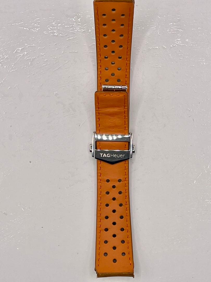訳アリ　タグ・ホイヤー カレラ 20mm ブラウンレザー パンチング　ストラップ