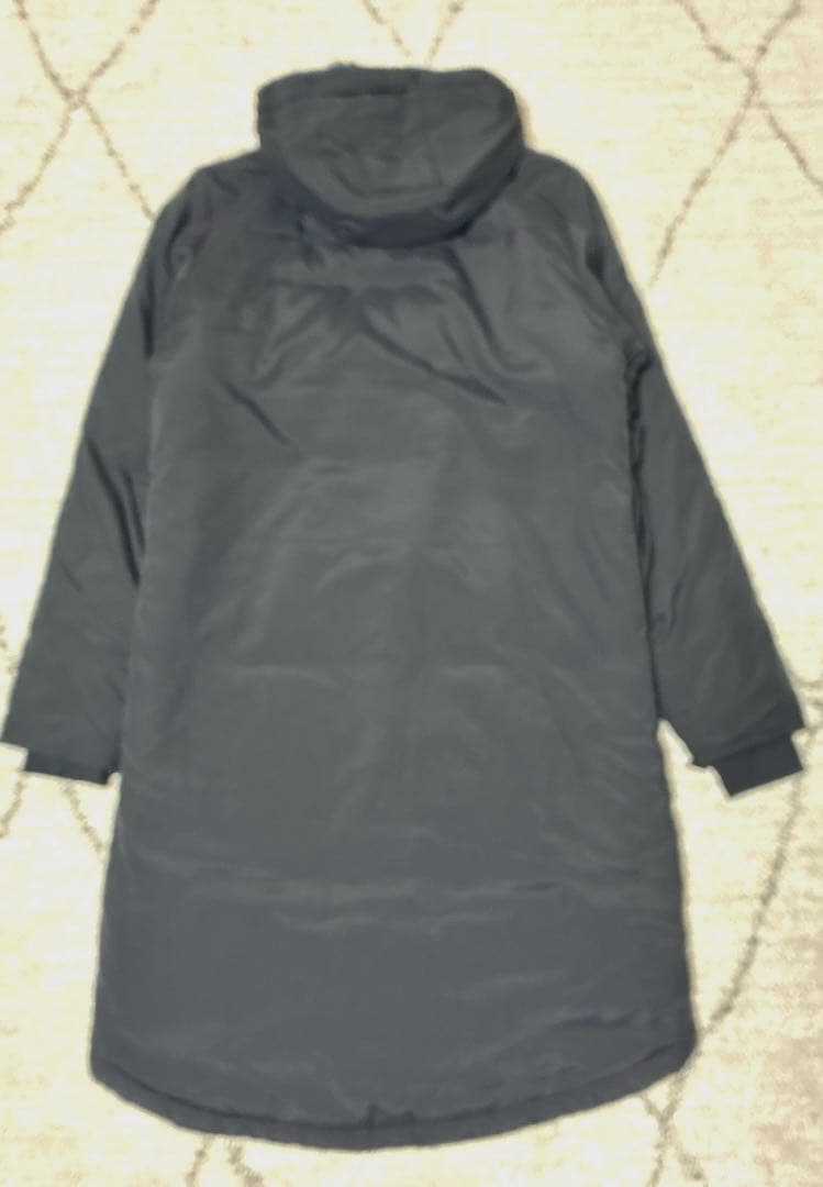 アンダーアーマー　ベンチコート　M