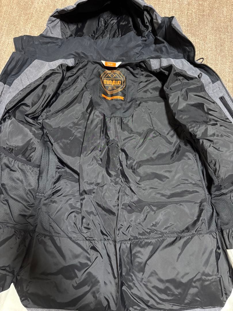 サーティーツー　32 スノーボード　ウェア　上下セット