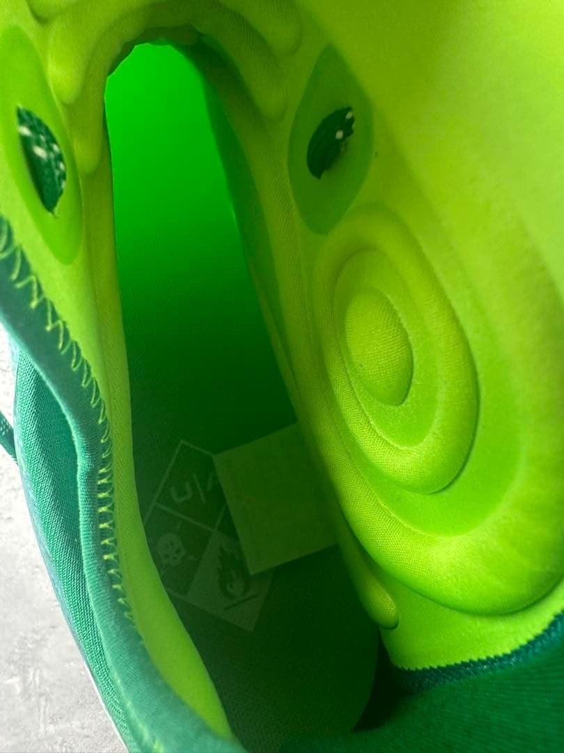 【未使用】UA Spotlight Green アンダーアーマー スパイク 30