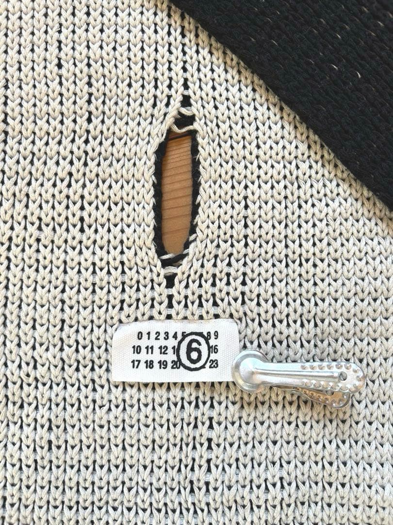 ＭＭ6 ⑥ マフラー　マルタンマルジェラ　ブラック×ホワイト