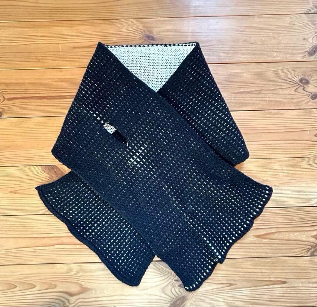 ＭＭ6 ⑥ マフラー　マルタンマルジェラ　ブラック×ホワイト