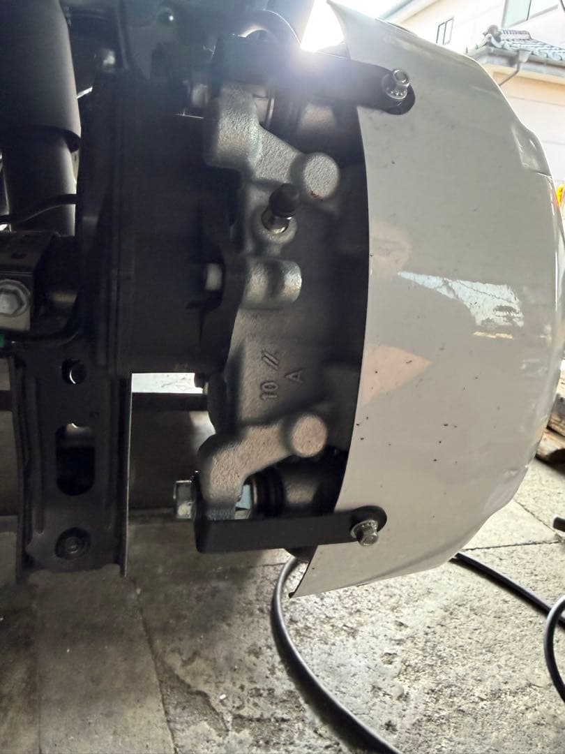 ランクル 250専用ブレーキキャリパーカバー