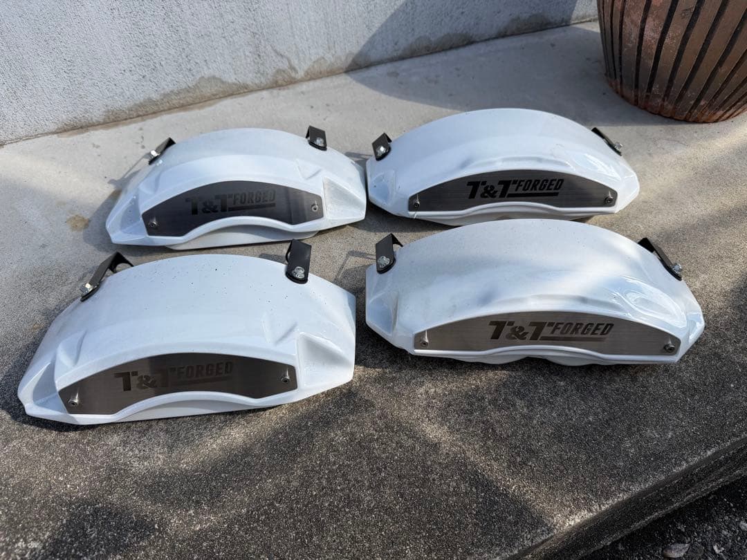 ランクル 250専用ブレーキキャリパーカバー