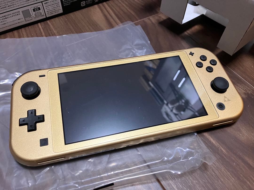 任天堂 Nintendo Switch Lite ハイラルエディション