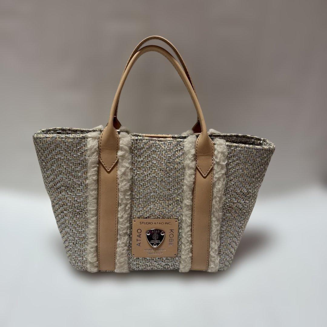 美品　アタオ　小さい四季　トートバッグ　プラチナ