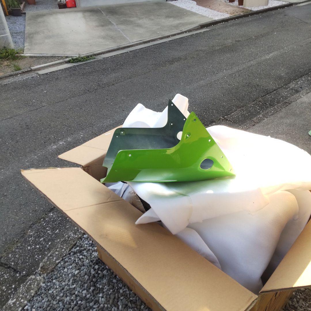 gpz900rカウルセット