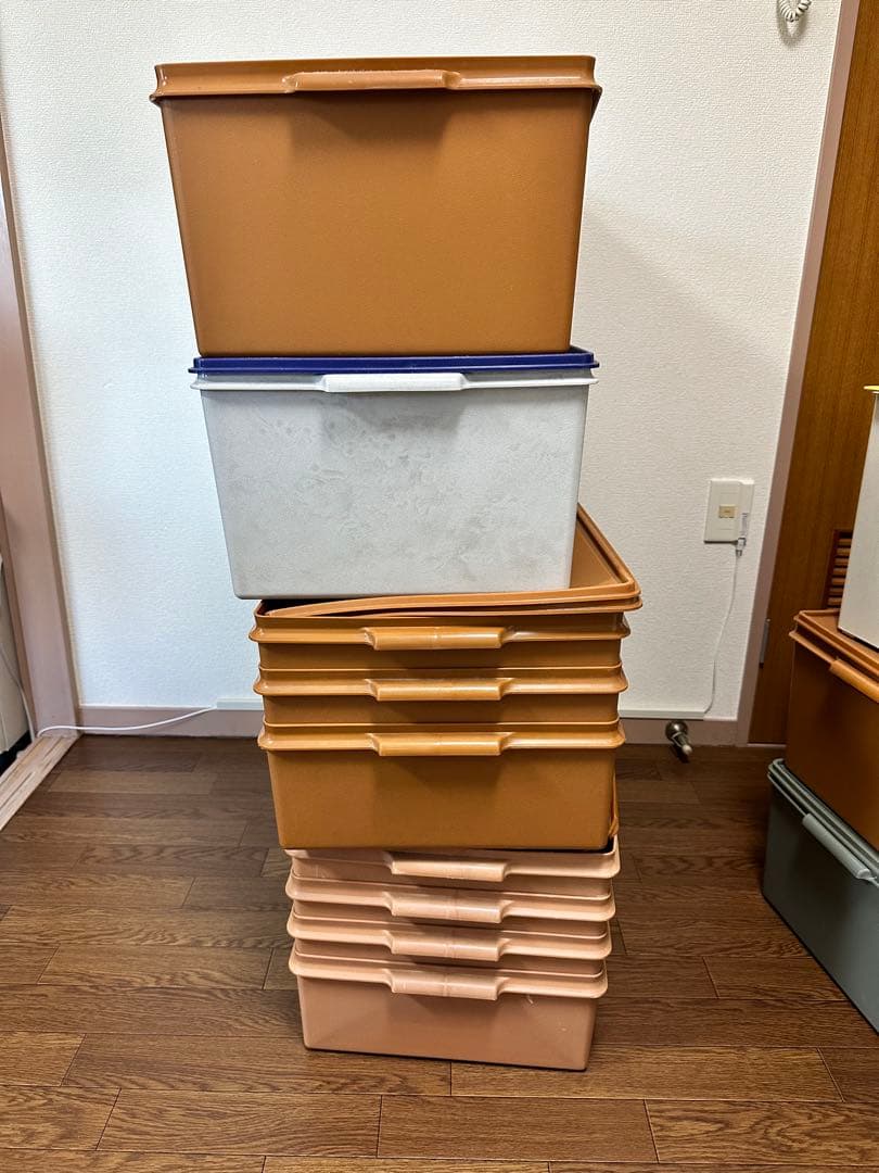 【バラ売り可】タッパーウエアー　収納ボックス　衣装ケース