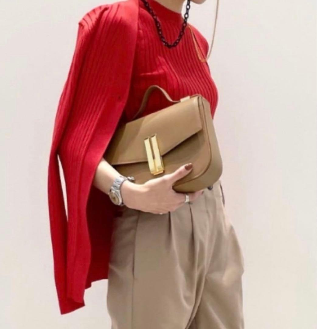 【未使用に近い】DEMELLIERデメリエーThe Vancouver バッグ