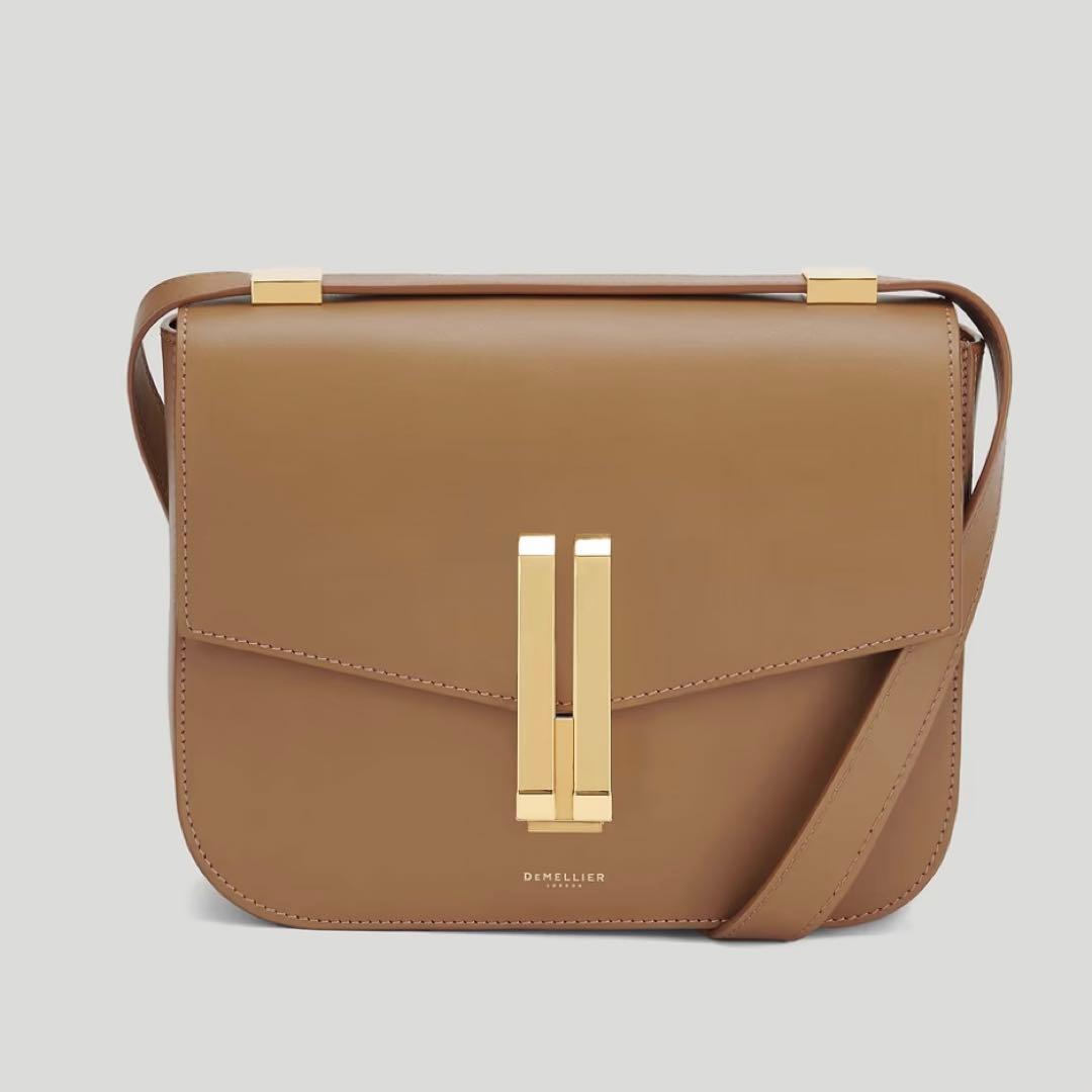 【未使用に近い】DEMELLIERデメリエーThe Vancouver バッグ