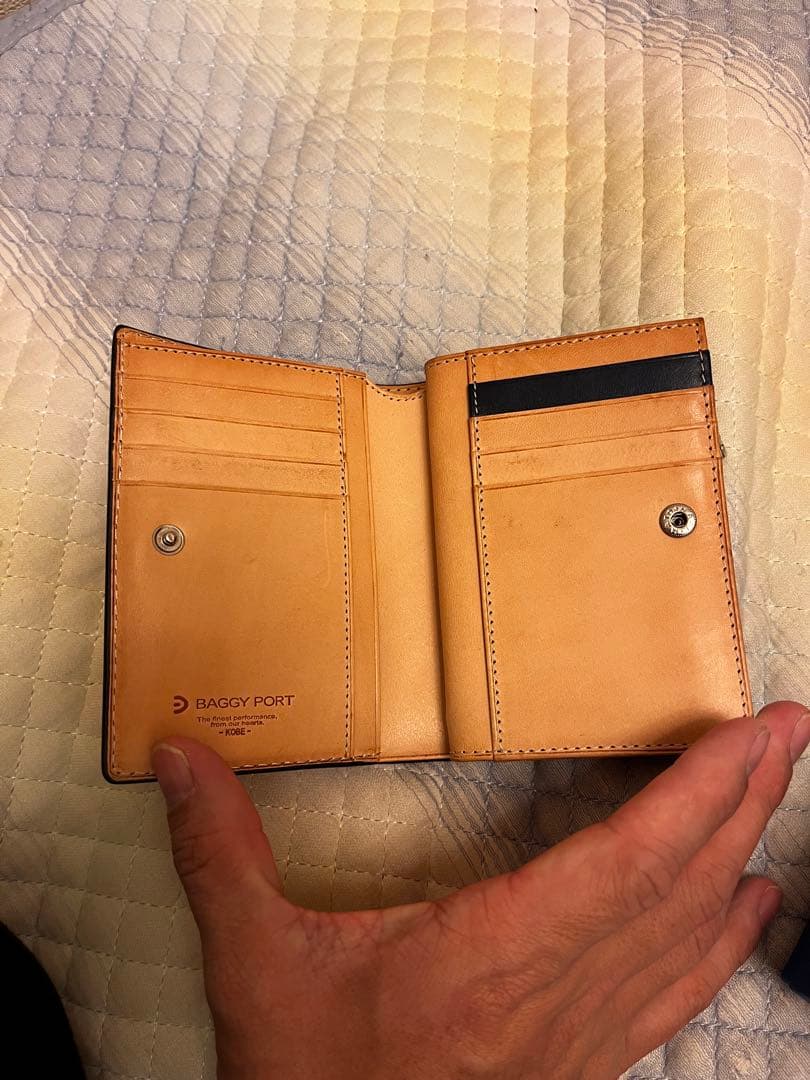 ペイズリー柄 レザー 二つ折り財布