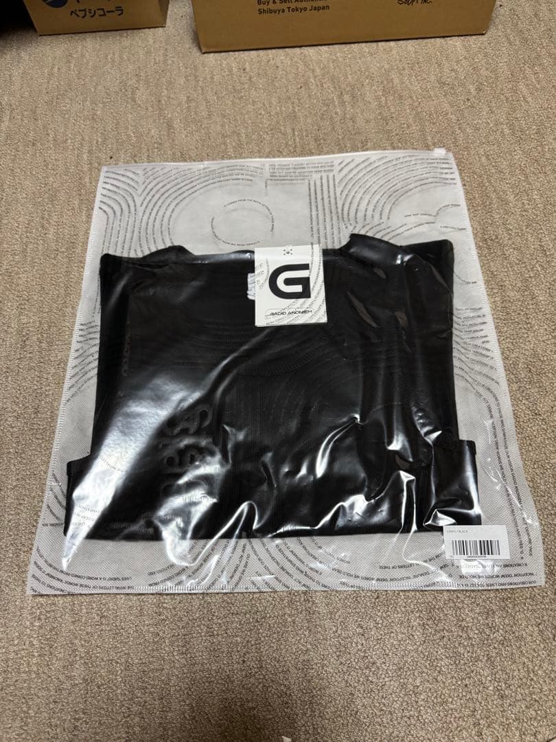 gadid anoniem タンクトップ