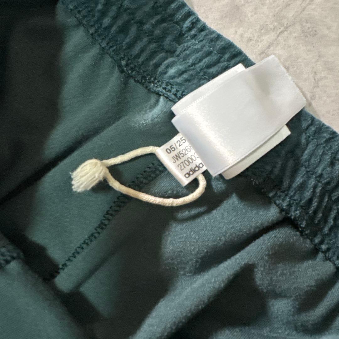 adidasトラックパンツ ベロア LIBERTY LONDON グリーン XL