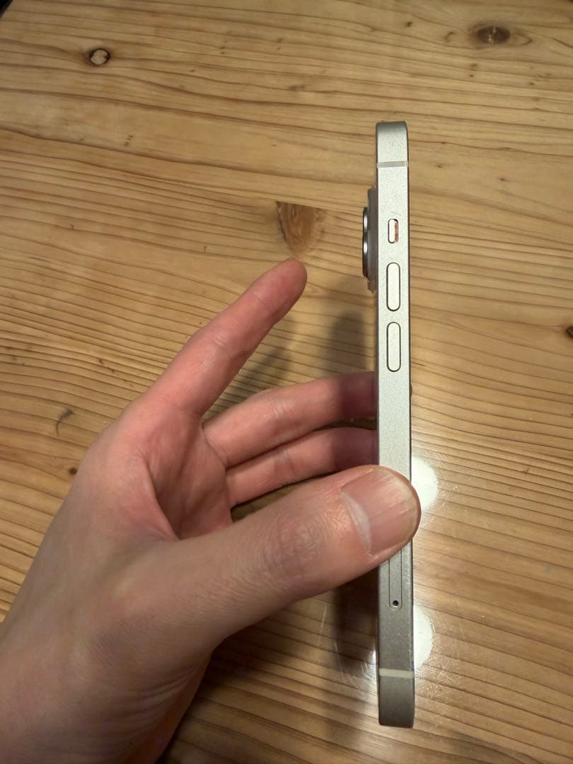 Apple iPhone 14 128GB ホワイト 本体