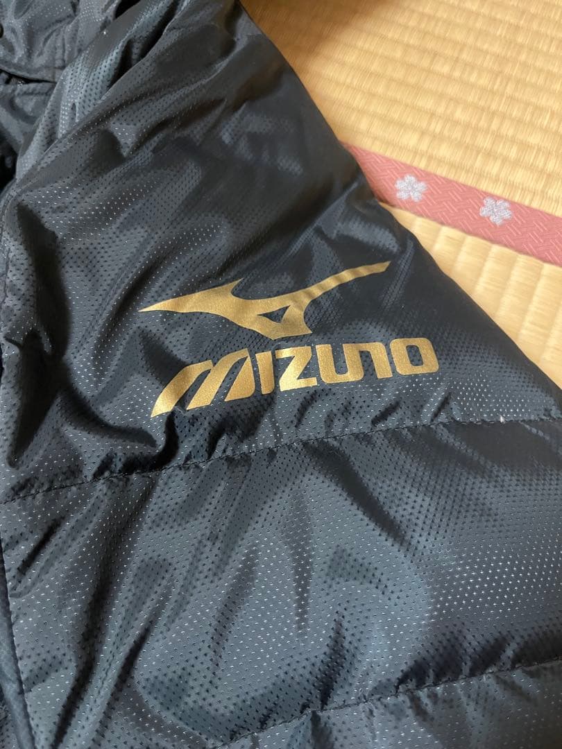 Mizuno ダウンコート 黒 フード付き