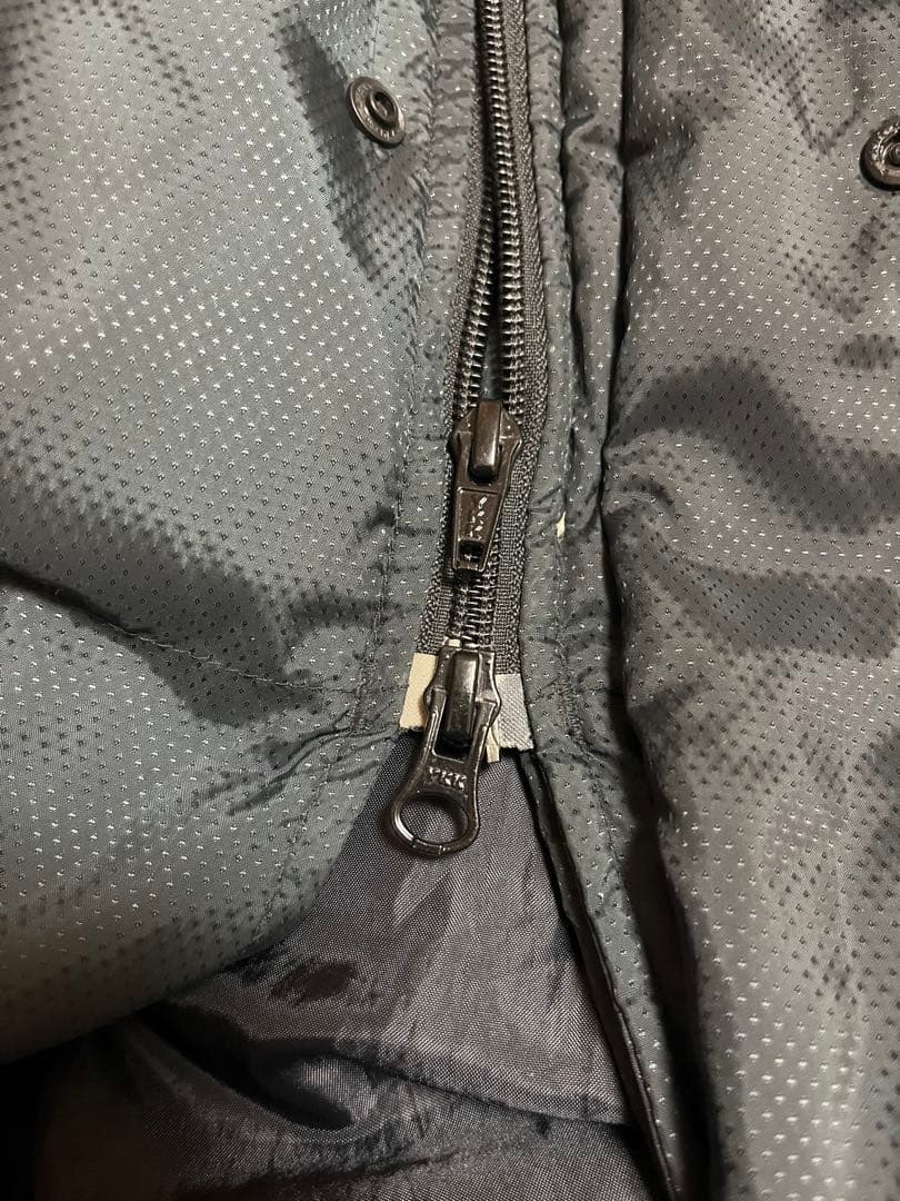 Mizuno ダウンコート 黒 フード付き