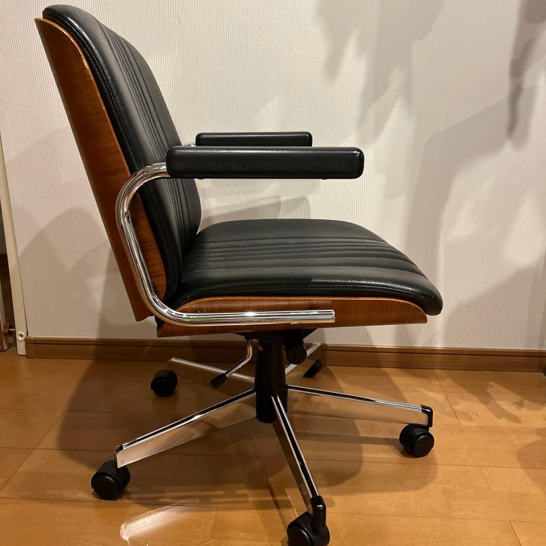 【美品】giroflex 83 BRASA レザーオフィスチェア 昇降機能付き