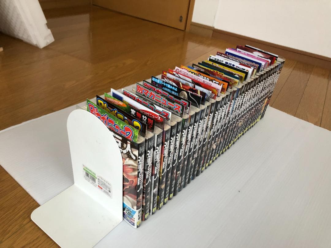 美品　進撃の巨人　 全巻　 初版　 帯　1巻～34巻　ガイドブック　 冊子