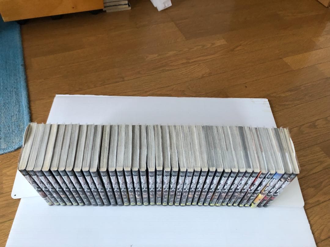 美品　進撃の巨人　 全巻　 初版　 帯　1巻～34巻　ガイドブック　 冊子