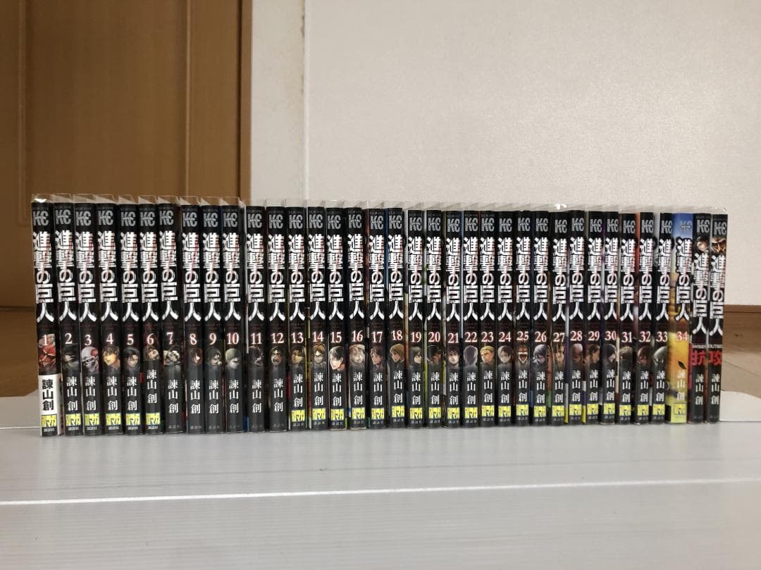 美品　進撃の巨人　 全巻　 初版　 帯　1巻～34巻　ガイドブック　 冊子