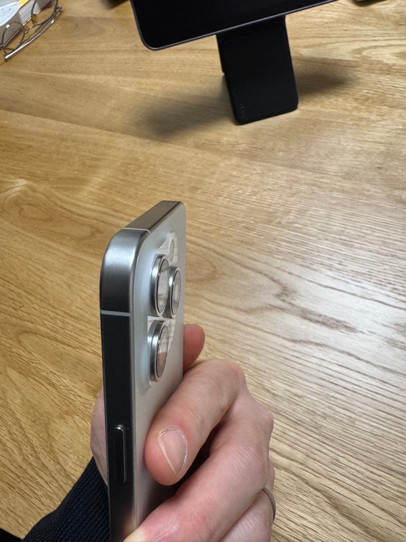 Apple iPhone 15 Pro シルバー 本体