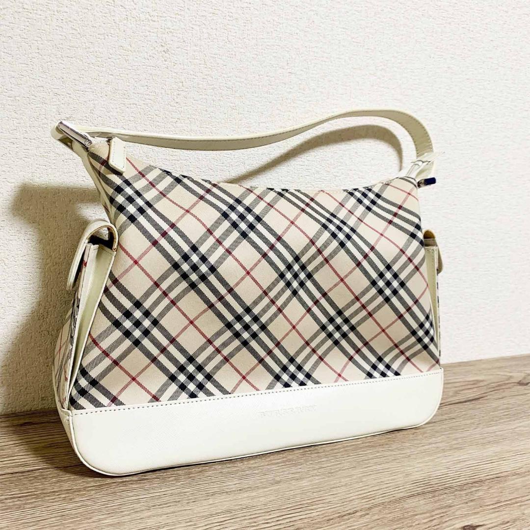 【美品】 バーバリー ワンショルダーバッグ ノバチェック ホワイト
