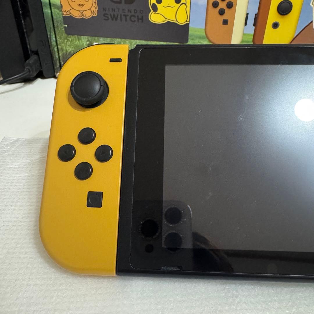 Nintendo Switch let's goピカチュウセット