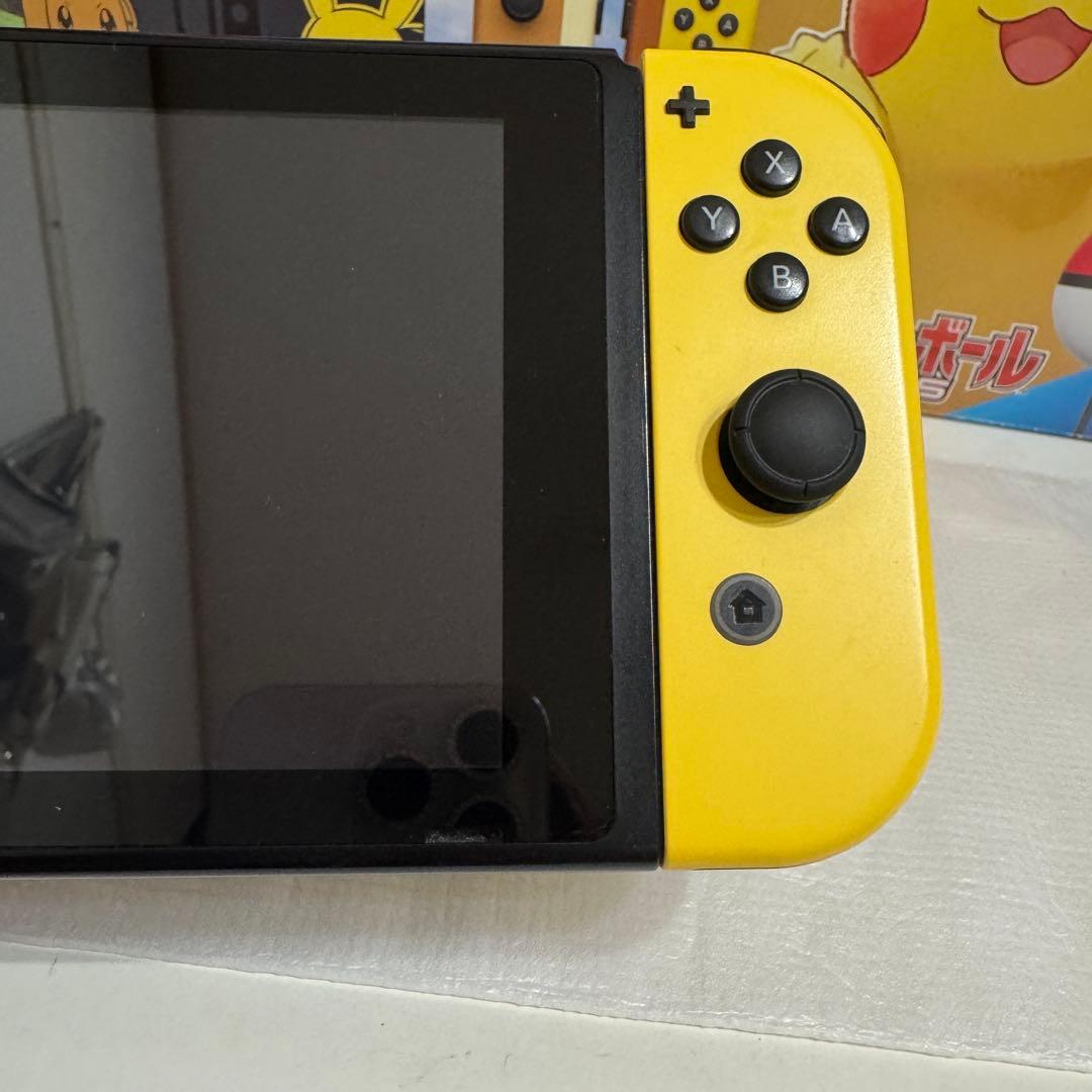 Nintendo Switch let's goピカチュウセット
