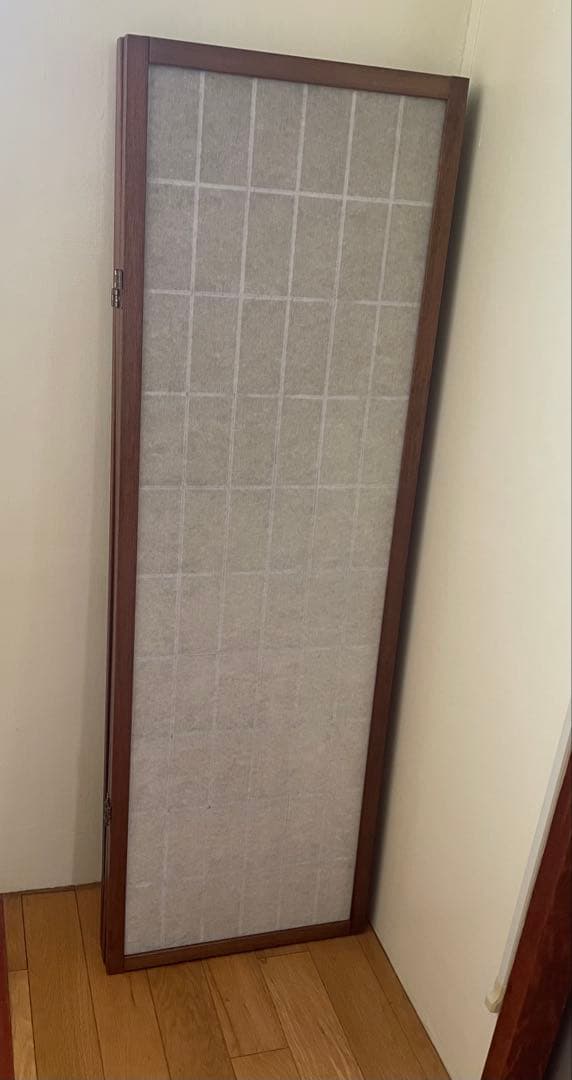 【16日迄値下げ】木製3つ折りパーテーション 格子模様