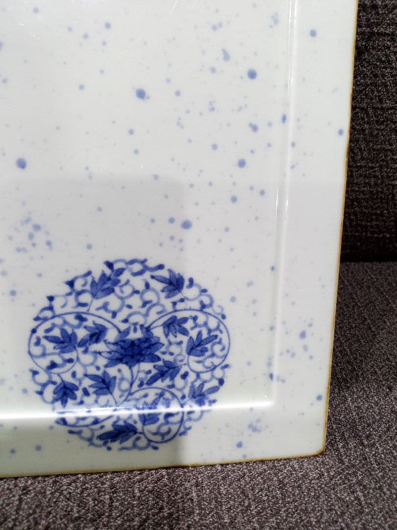 つよにゃ　　有田焼　スクエアプレート　ディナープレート　福泉窯　2枚セット