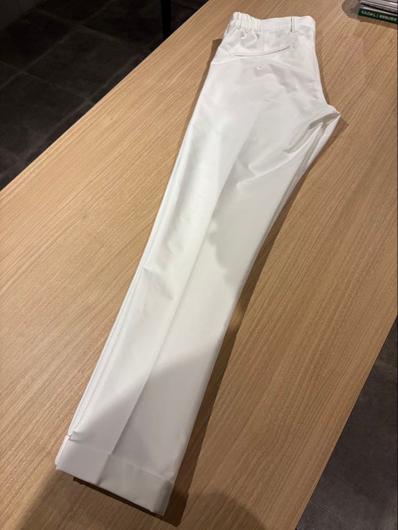 1PIU1UGUALE3 ゴルフパンツ