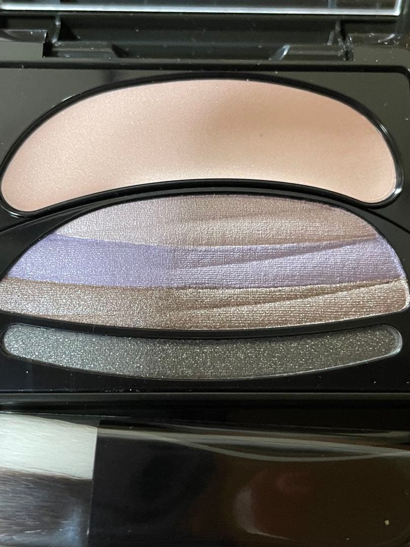 オーブクチュールブラシひと塗りアイシャドウ５６３パープル系