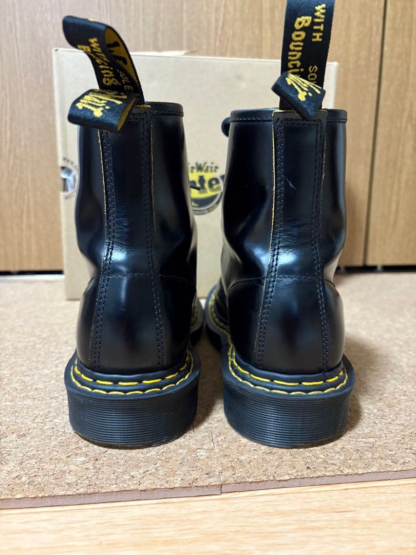 ドクターマーチンDr. Martens 60周年ダブルステッチ 26㎝　茶芯
