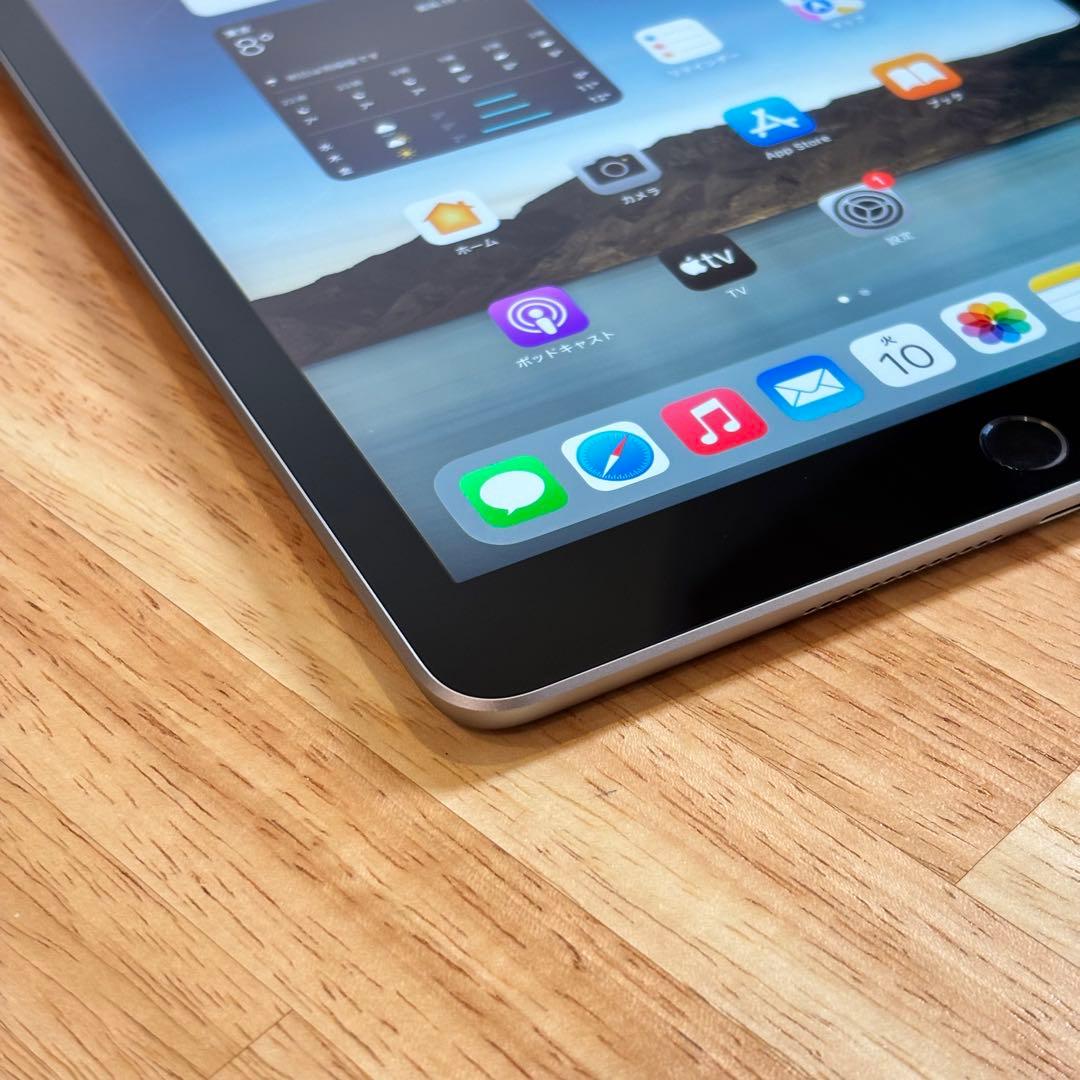 iPad 第6世代 32GB SIMフリー