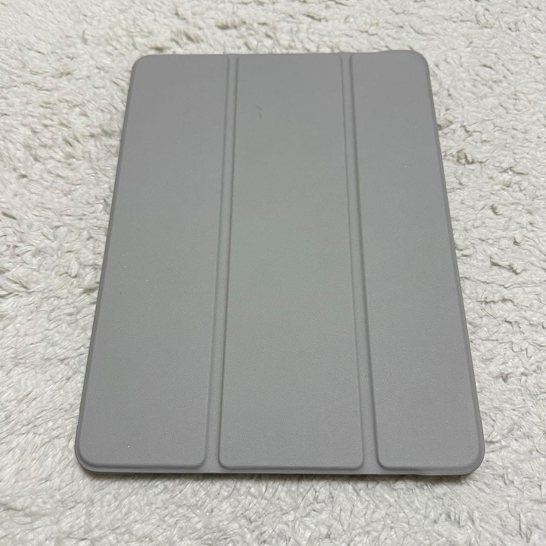 iPad 第7世代 32GB シルバー Wi‑Fi+Cellular ケース付