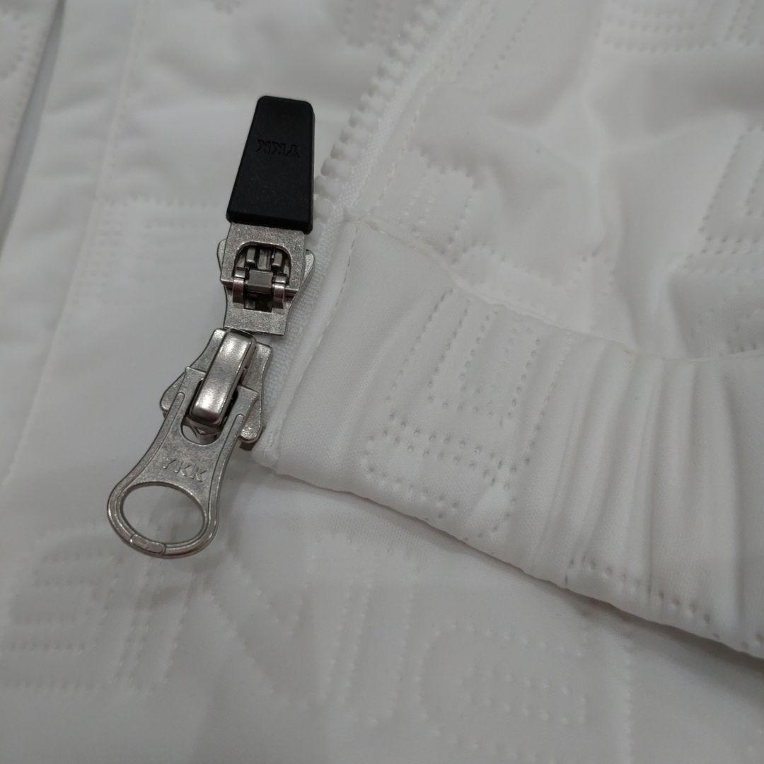 PING フード付きホワイトジャケット