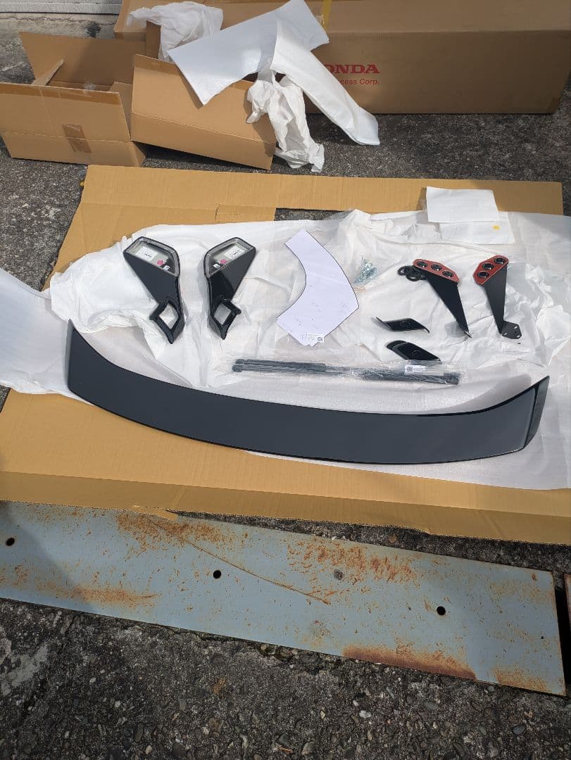 シビック FL1 23年モデル　ウイングスポイラー