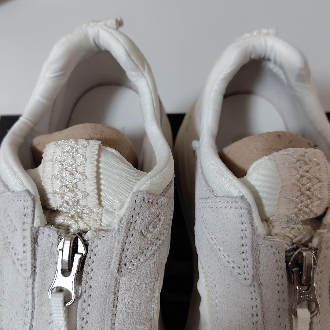 新品 UGG スニーカー 26cm 白 厚底 ファスナー zip