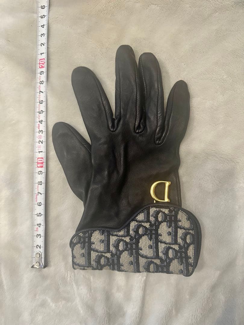 【ゆかりさん専用】DIOR ロゴ付きレザー手袋