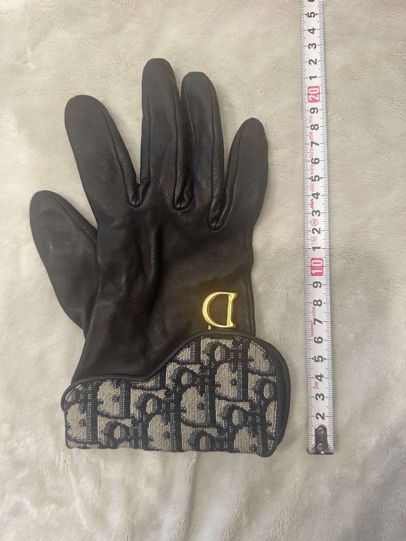【ゆかりさん専用】DIOR ロゴ付きレザー手袋
