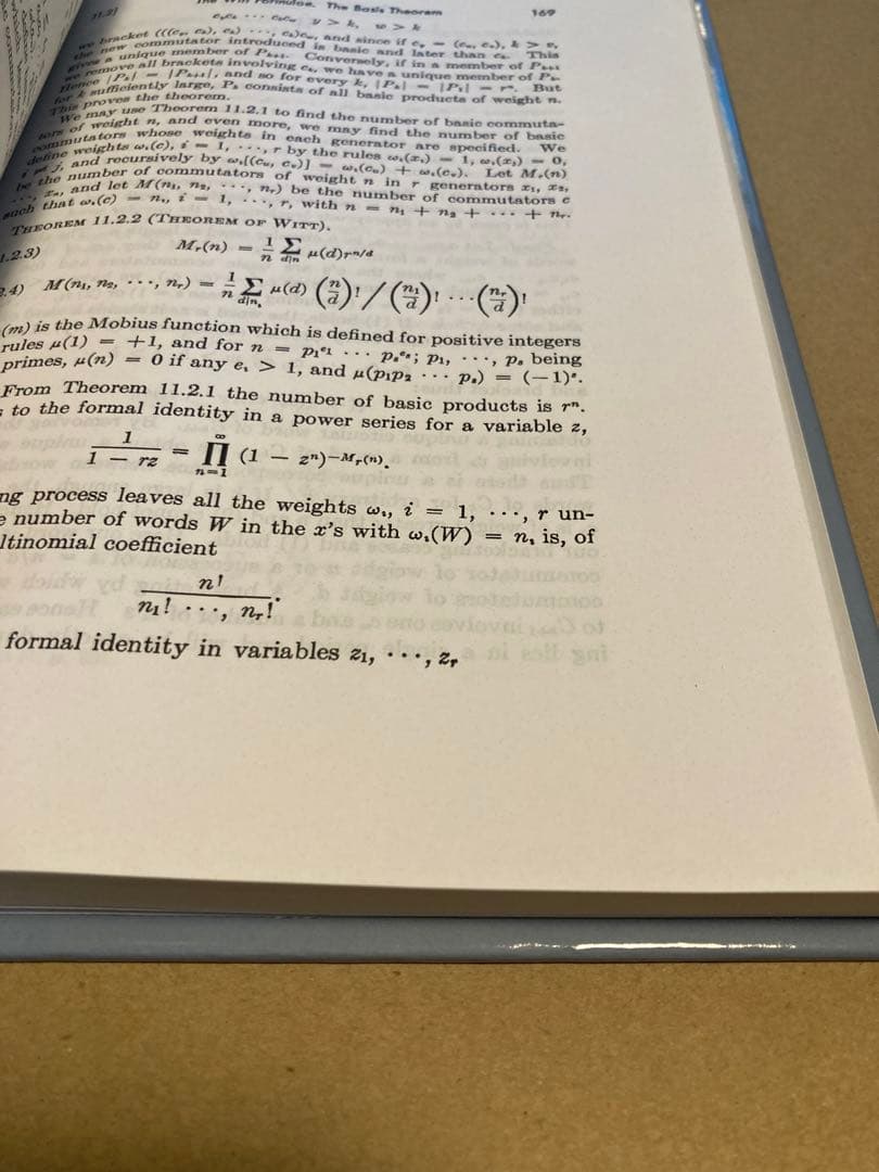 洋書 The Theory Of Groups by Marshall Hall Jr