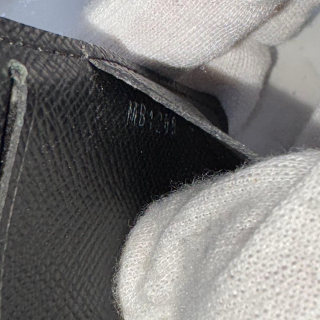 【極美品 近年モデル】ルイヴィトン マネークリップ タイガ M62978 黒