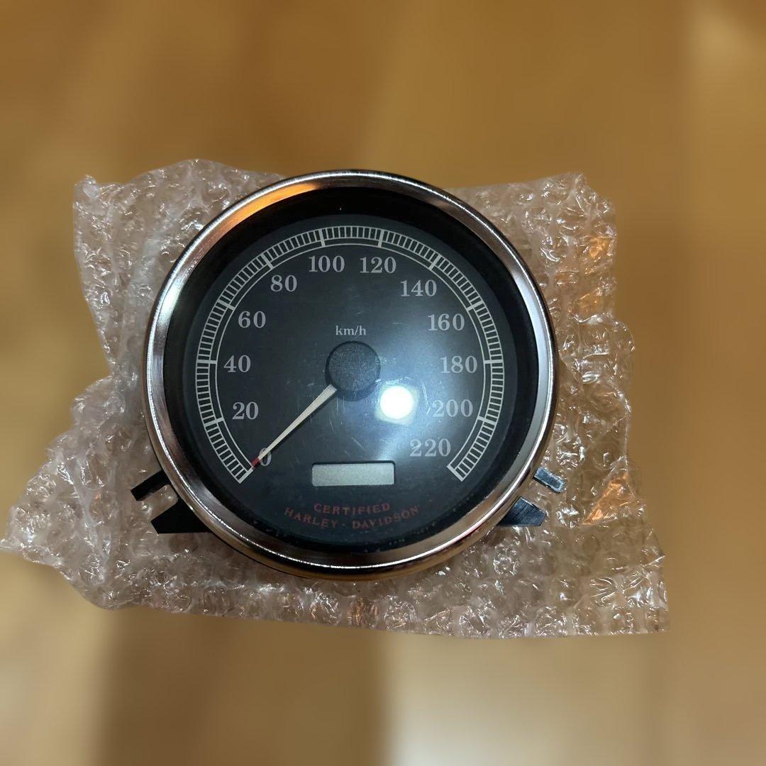 ハーレーダビッドソン　FLSTS スピードメーター 220 km/h