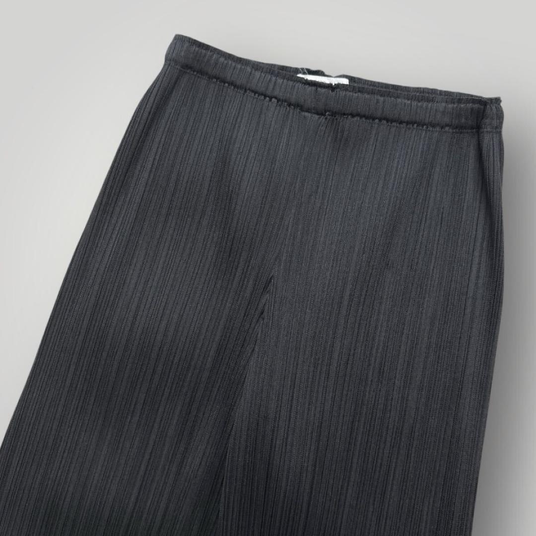 [良品] プリーツプリーズ イッセイミヤケ プリーツパンツ ブラック
