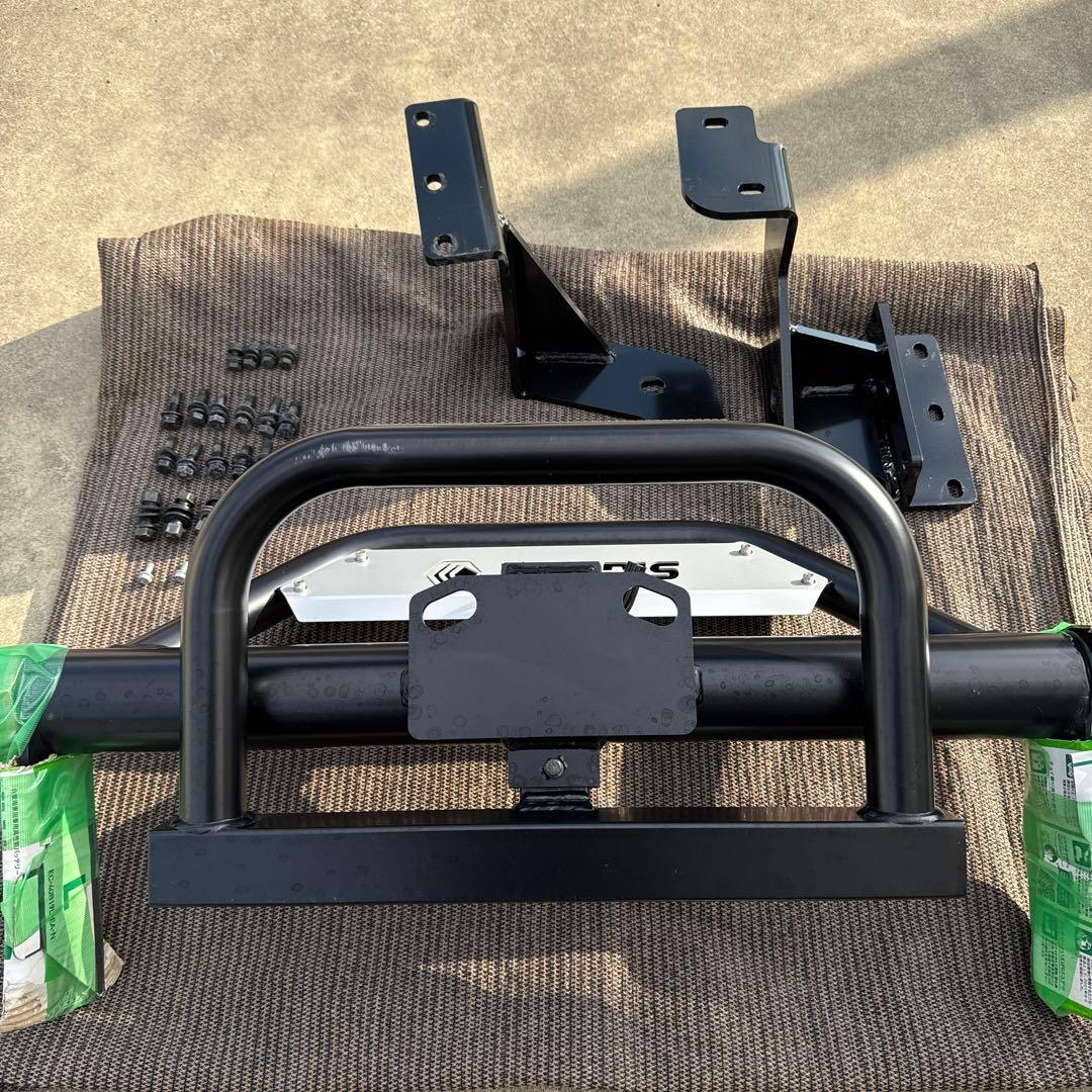 デリカD5現行KADDIS トレイルヒッチpremium ヒッチステップ付き