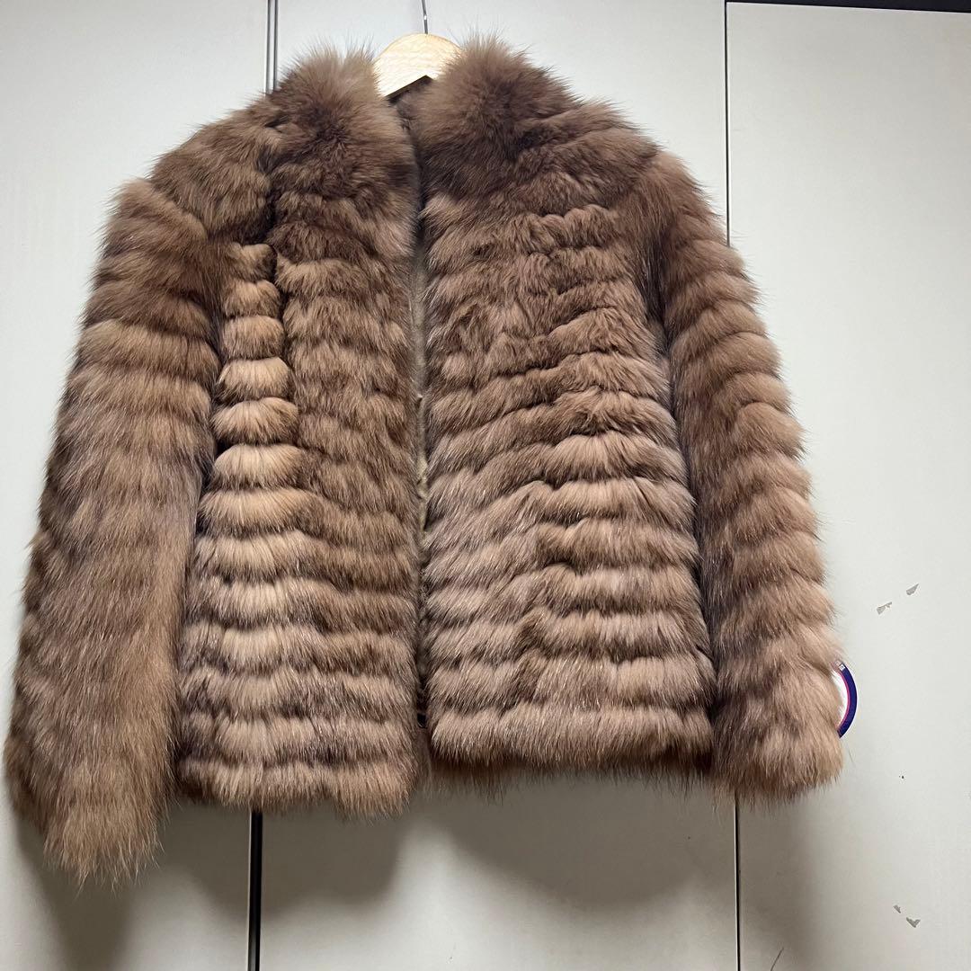 破格値お値下げ不可　本物ブルーフォックス毛皮ジャケットコート　定価36万タグ