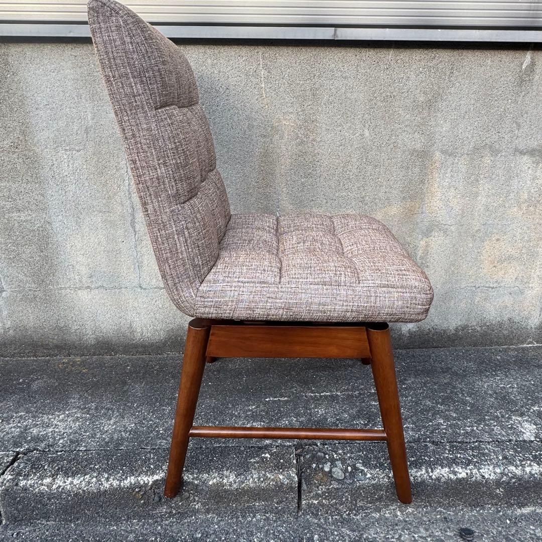 美品 ニトリ 回転式 ダイニングチェア 椅子 ブラウン 家具 イス ダイニング