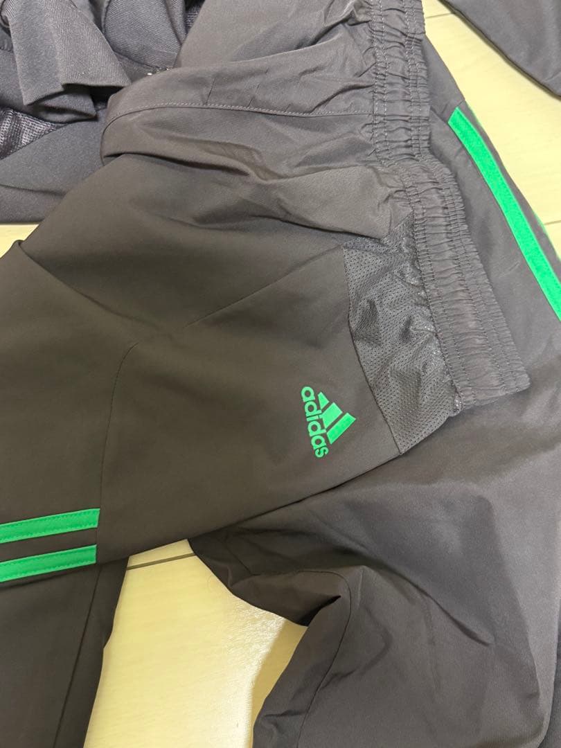 ACミラン ジャージ セットアップ adidas